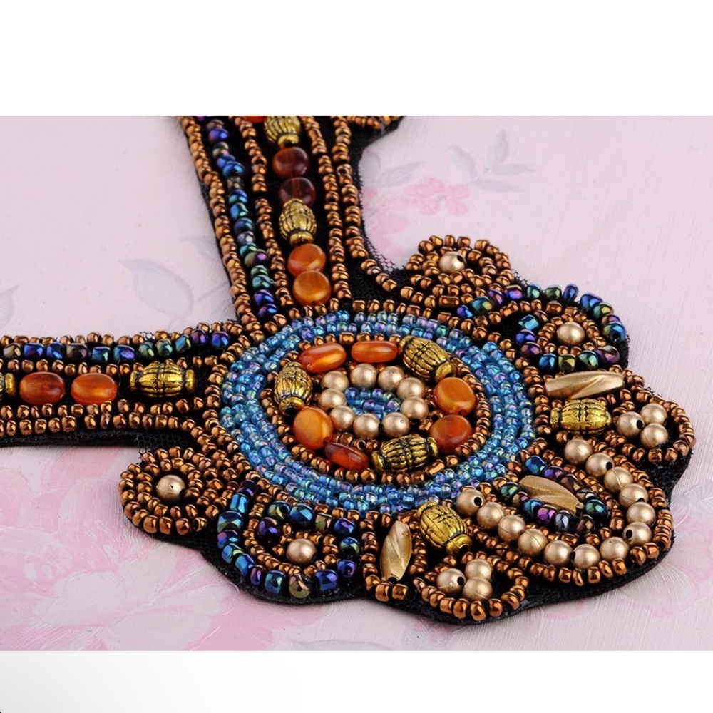Tribal beaded bib necklace! NWOT!